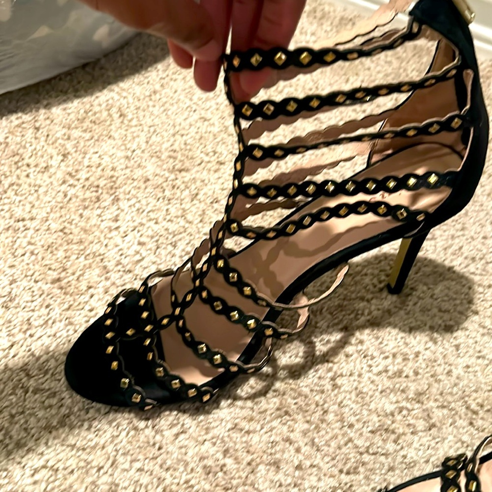 Cute heels. Like brand new only worn a few times